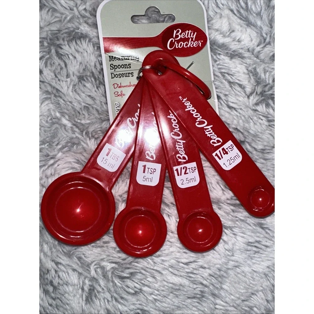 Betty Crocker Red Plastic Measuring Spoons Set 4 Piece Dishwasher Safe New